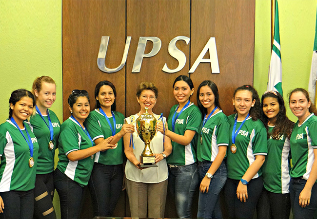 UPSA Gana copa de Básquet en Cochabamba